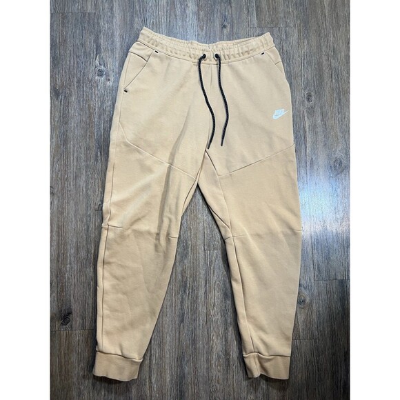 Nike Sportswear Tech Fleece Jogger Pants Men L Tan Tapered 29” CU4495 - Picture 1 of 11